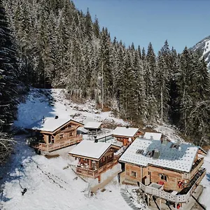 Savoya Chalet